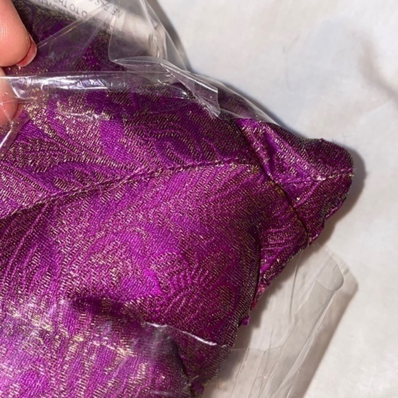 Home decor luxury pillows Java Pillows by Taj Hotel design - Picture 5 of 8